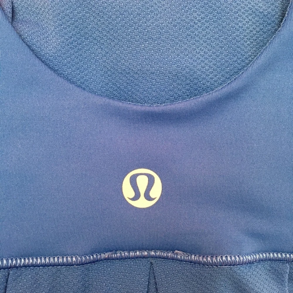 lululemon athletica pre owned